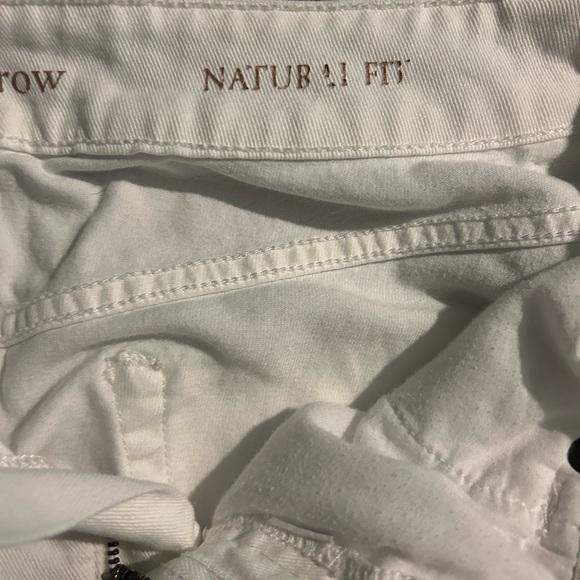 Croft and barrow women’s size 12 stretch average. Natural fit. - Picture 3 of 9